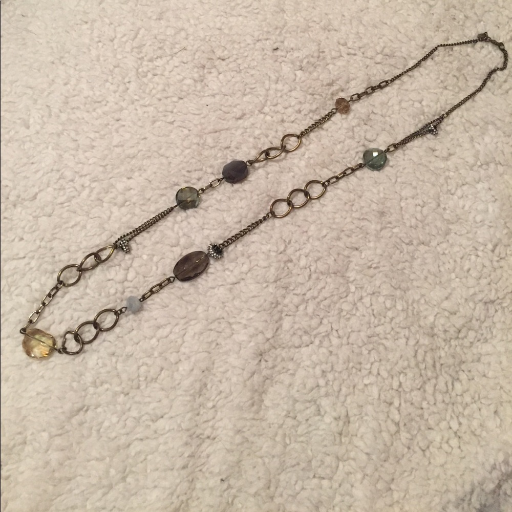 Pretty Loft Necklace!