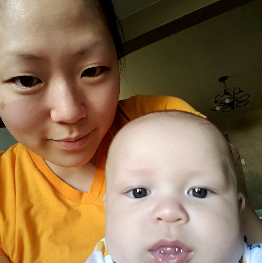 Meet your Posher, Gloria