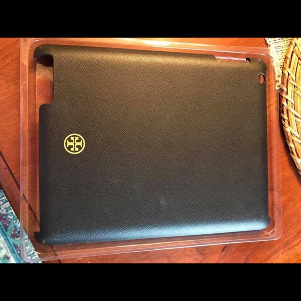 Tory Butch Apple iPad case