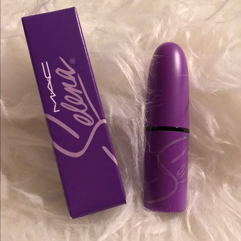 MAC Selena Collection Lipstick in Dreaming of you