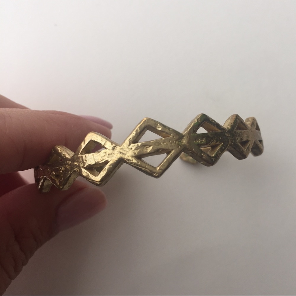 NWOT Brass Chibi Diamond Cut Out Cuff