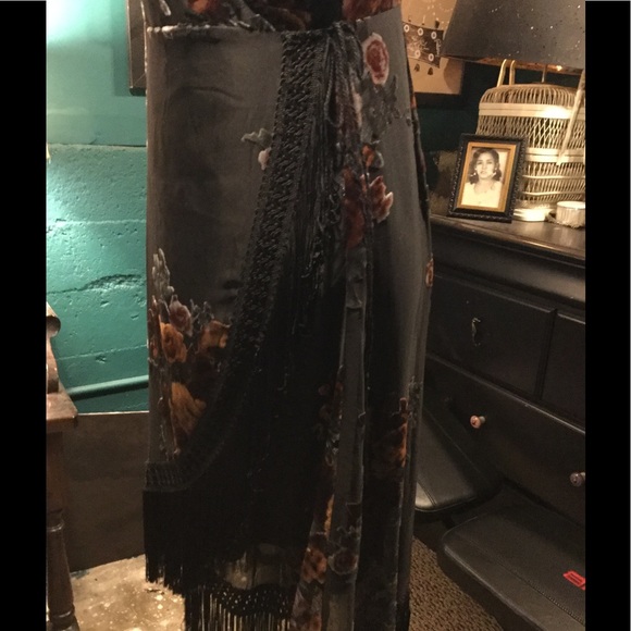 Dress - Picture 3 of 5