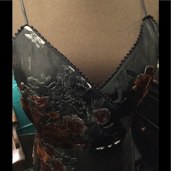 Dress - Picture 4 of 5