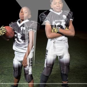 Meet your Posher, Dominique