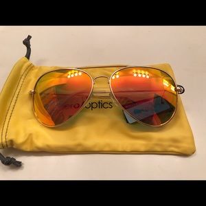 SOLD‼️ Aviator sunglasses. Red-orange lenses, gold