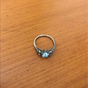 Vintage size 7 aquamarine ring