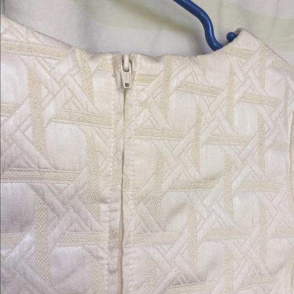 Patterned white/cream dress - Picture 8 of 8