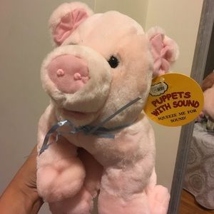 Pink pig that oinks when squeezed.