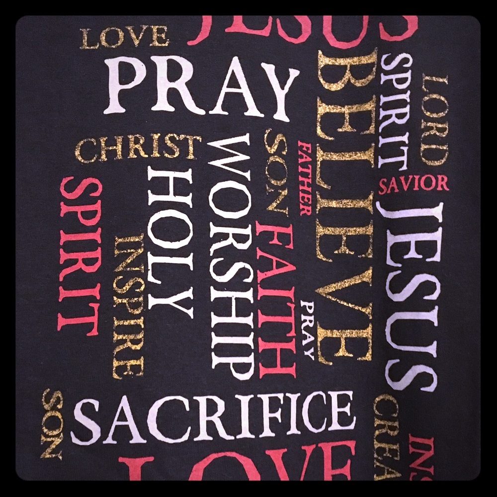 Sale 🎉 Religious Words x Short sleeve x Black tee