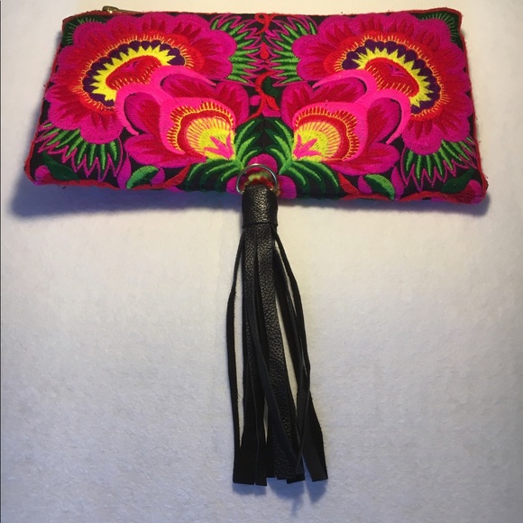 Boho Embroidered Tassel Clutch - Picture 5 of 5