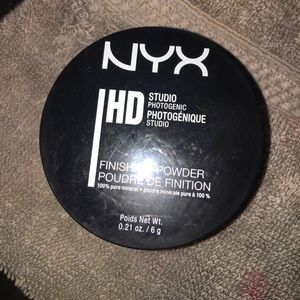 NYX HD studio photogenic finishing powder