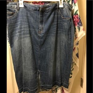 Whowhatwear size 16 denim knee length jean skirt