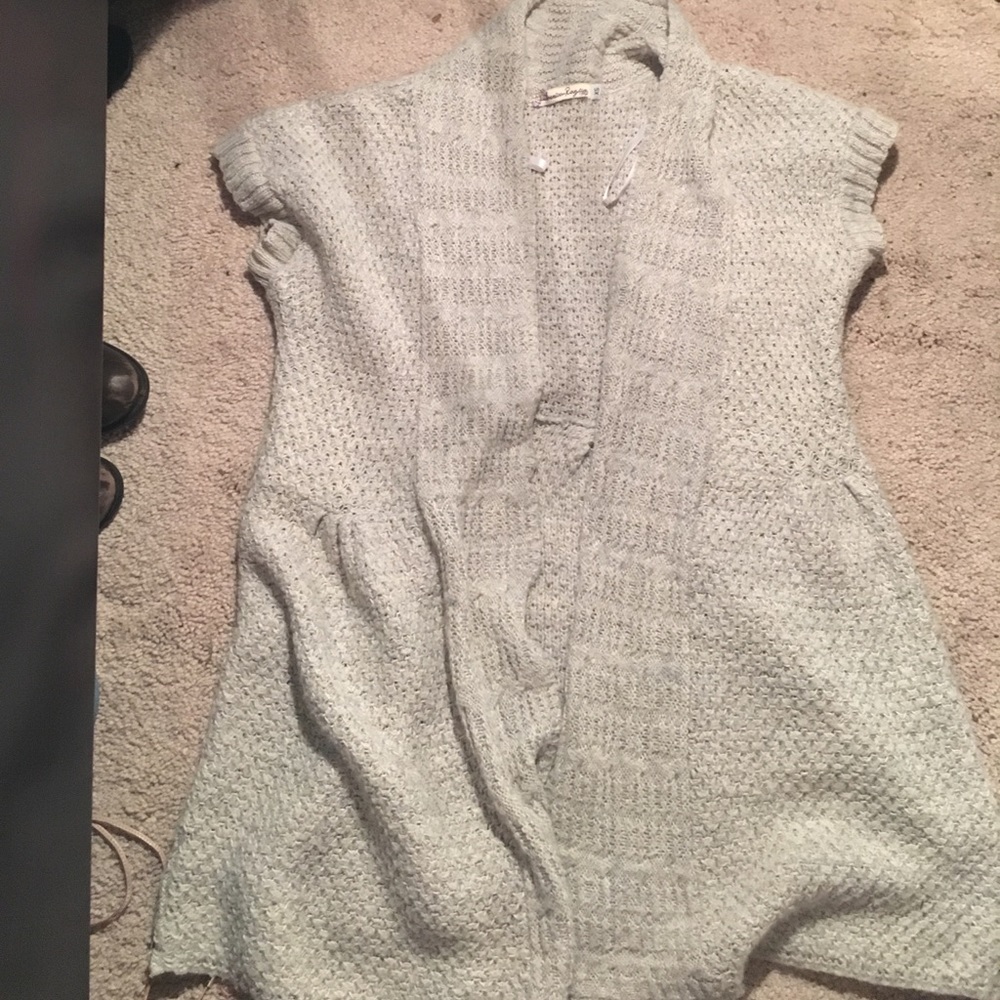 Grey short sleeved cardigan