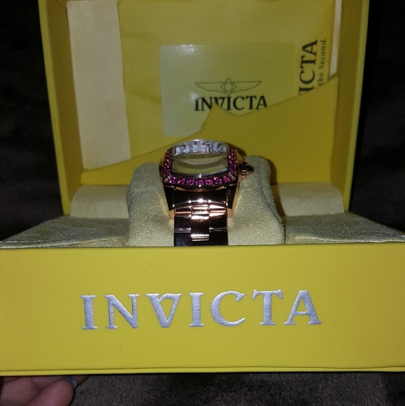 Invicta Women\'s Watchful main image 4