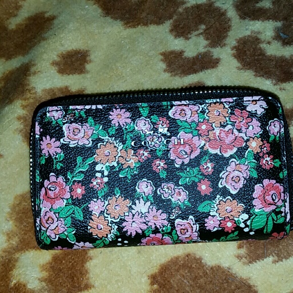 Coach Handbags - NWOT Coach coin purse/wallet FLASH 1hr SALE!