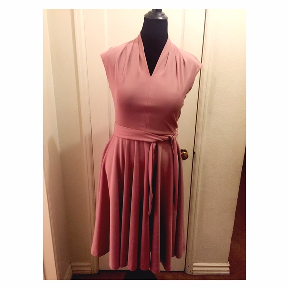 Vintage Pink Dress w Belt - Picture 1 of 3