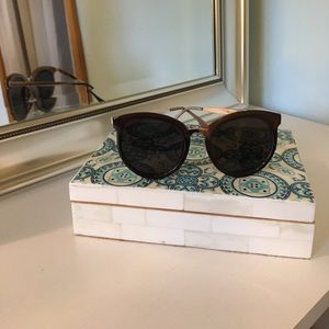 Oversized sunnies Oversized sunnies