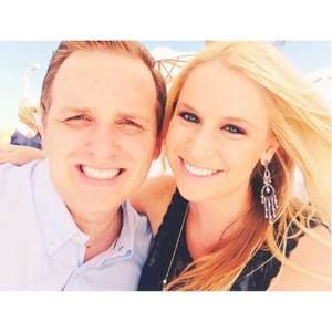 Meet your Posher, Derrick