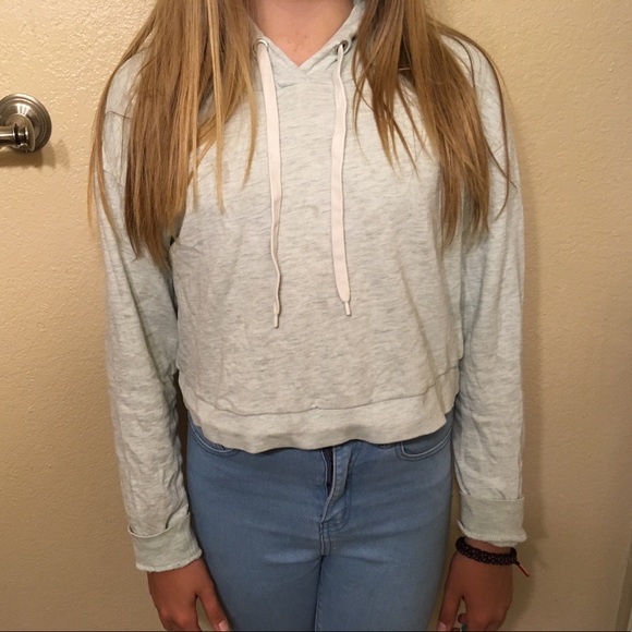 Sweater - Picture 1 of 2
