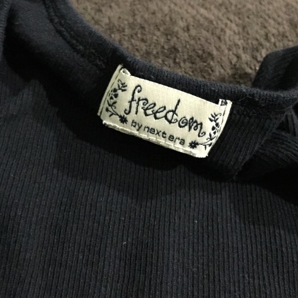Freedom Tank Top - Picture 4 of 5