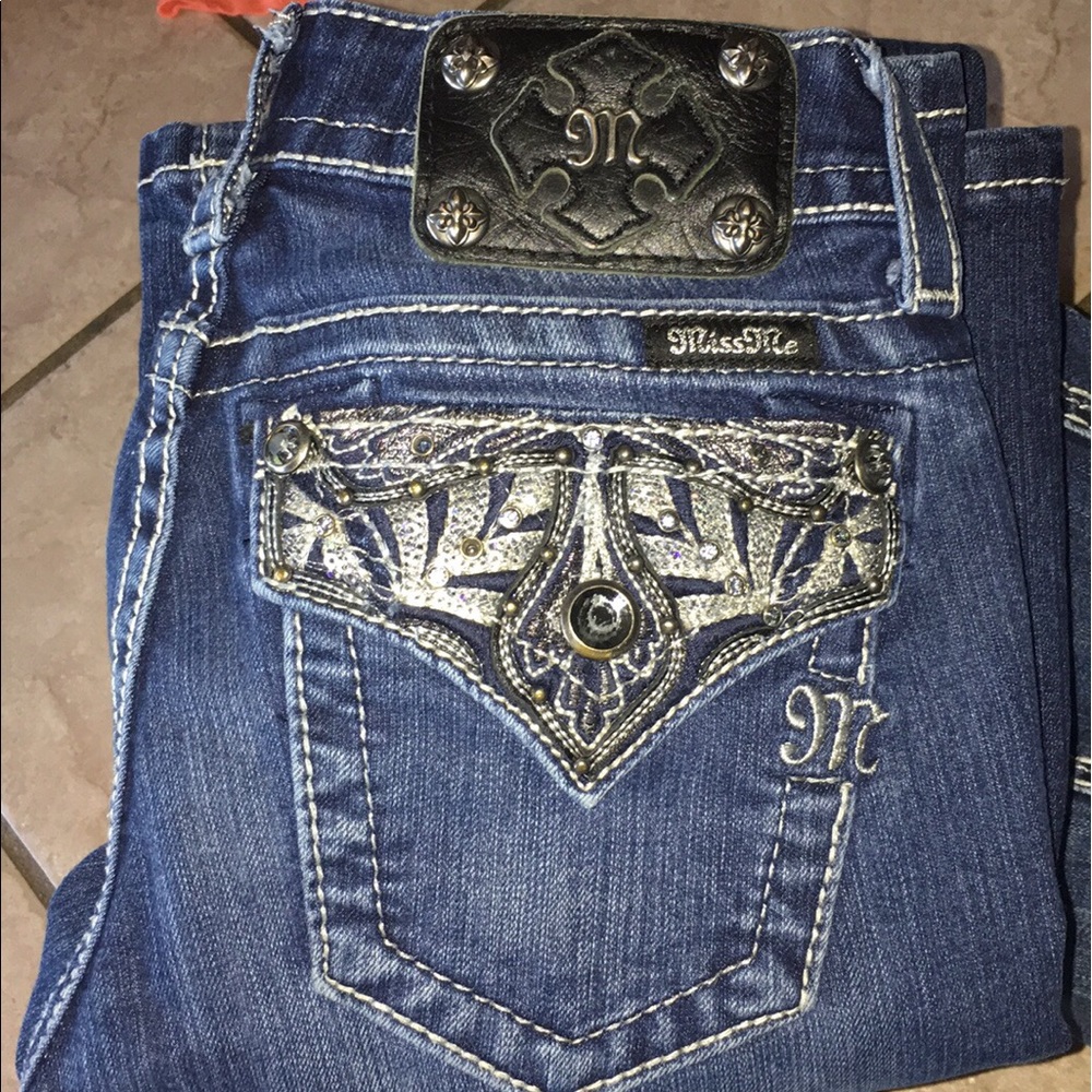 EUC Miss Me Jeans