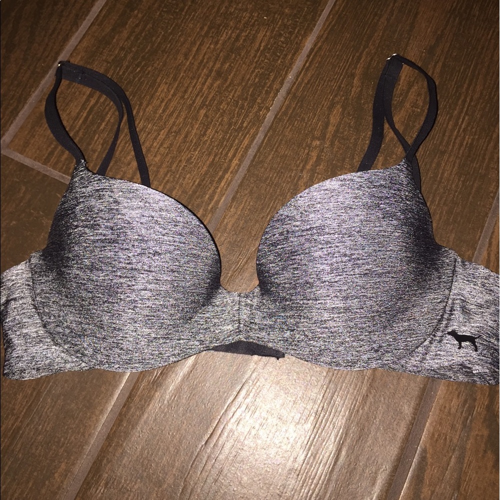 VICTORIA SECRET PINK BRA SIZE 32AA