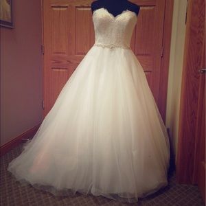 Allure romance wedding gown