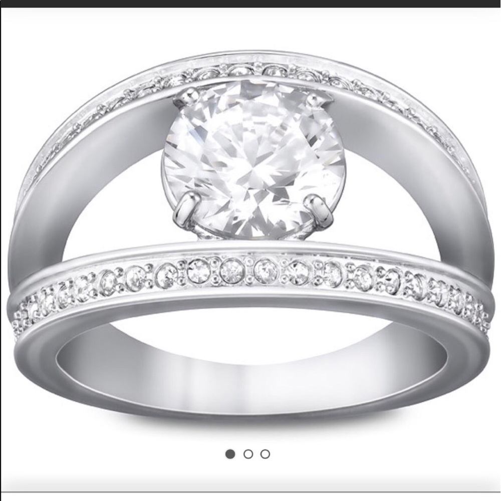 Swarovski Cocktail Ring