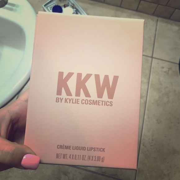 KKW creme liquid lipstick - Picture 1 of 4