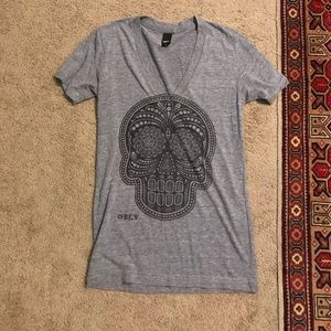 Obey gray skull v-neck tshirt