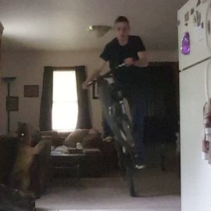 Meet your Posher, Cody