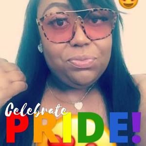 Meet your Posher, Monica