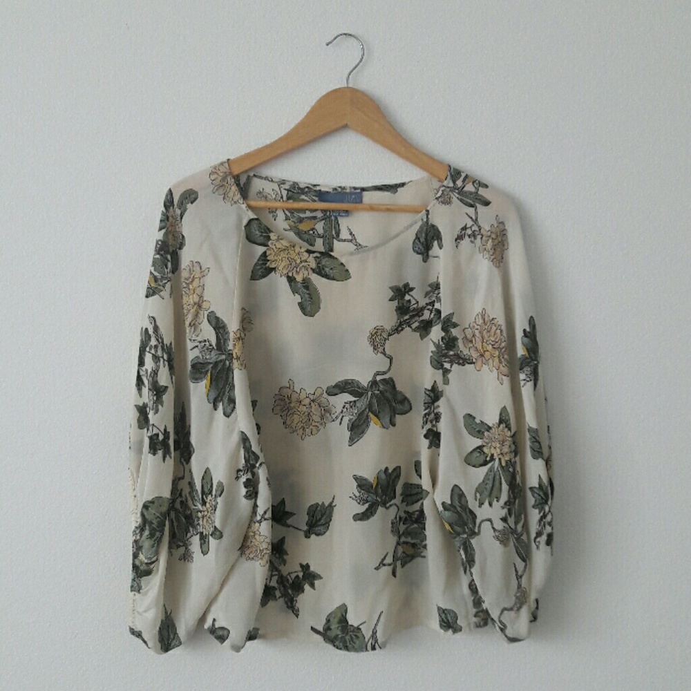 Anthropologie 100% Silk Statement Sleeve Blouse