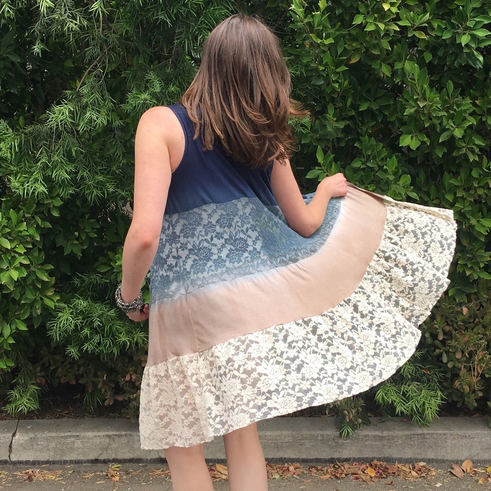 ONE LEFT! Hambre Mixed Lace Cardi