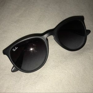 Black Erika Ray Bans