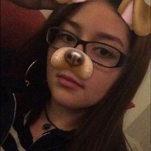 Meet your Posher, Anne