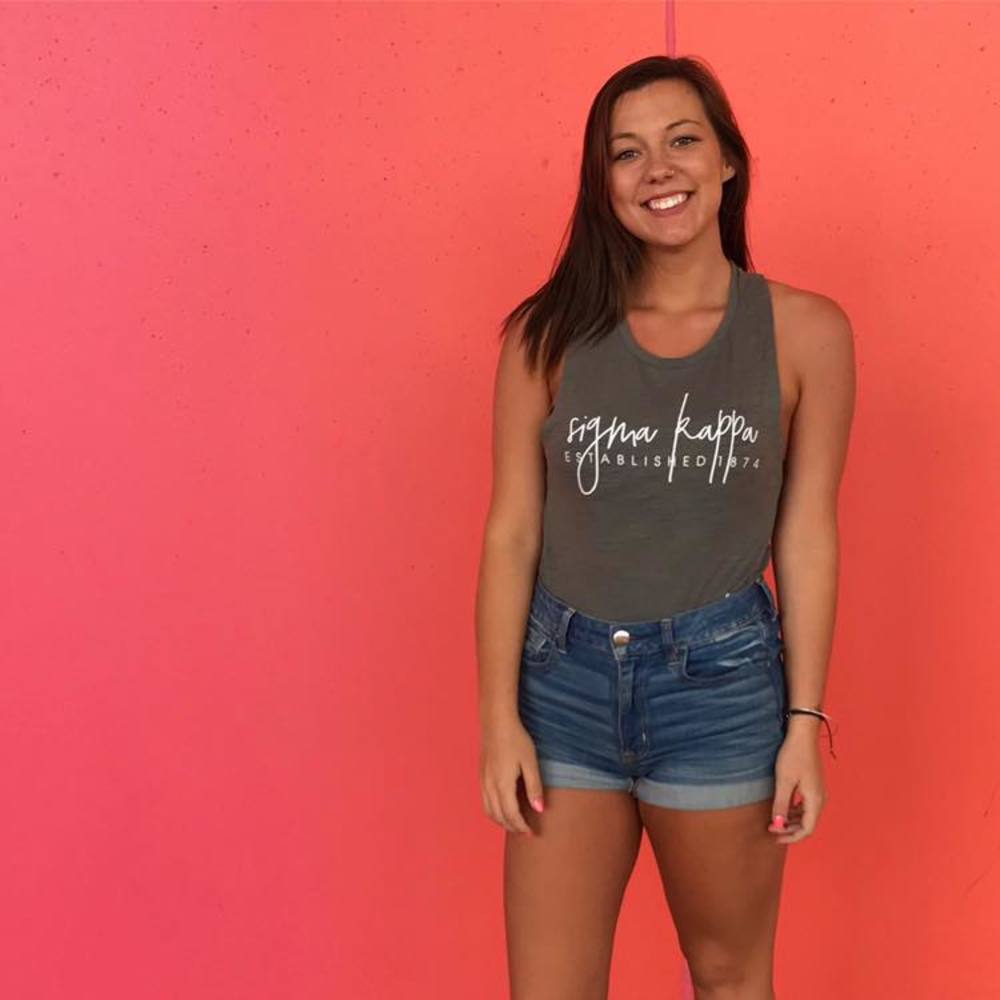 Meet your Posher, Lauren