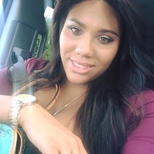 Meet your Posher, Saint