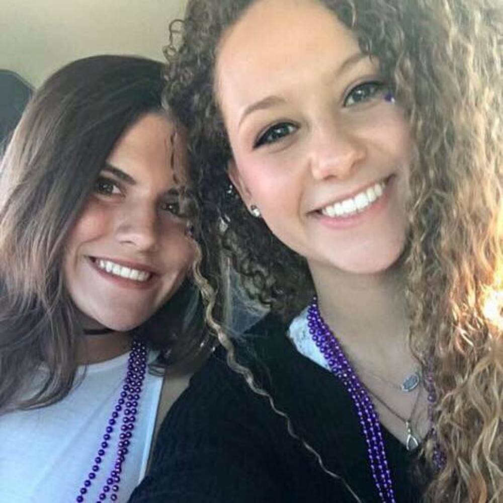 Meet your Posher, Dominique