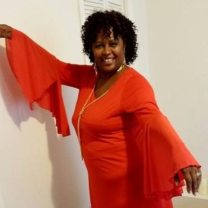 Meet your Posher, Vessalina