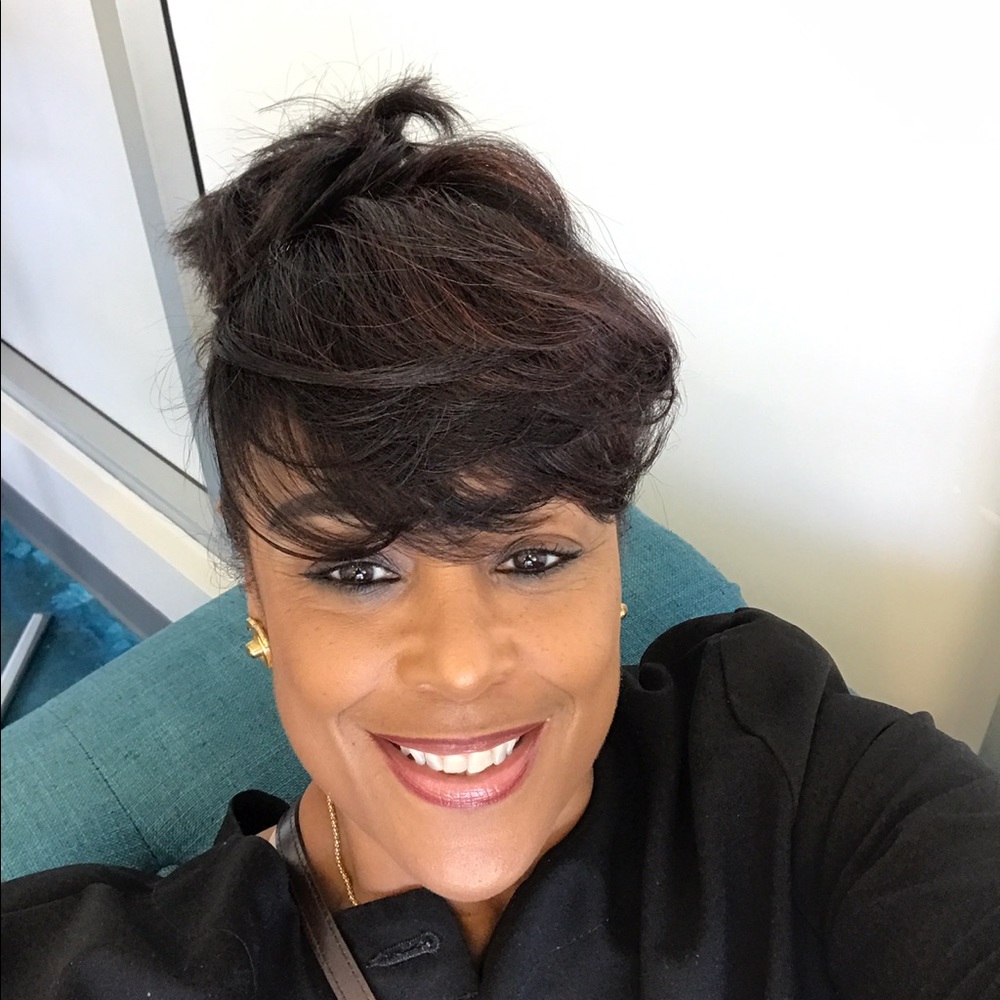 Meet your Posher, Troy