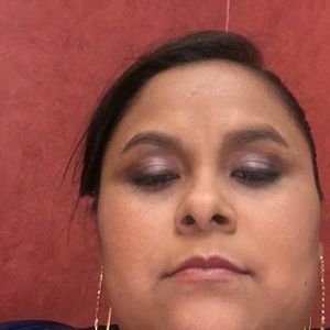 Meet your Posher, Reina