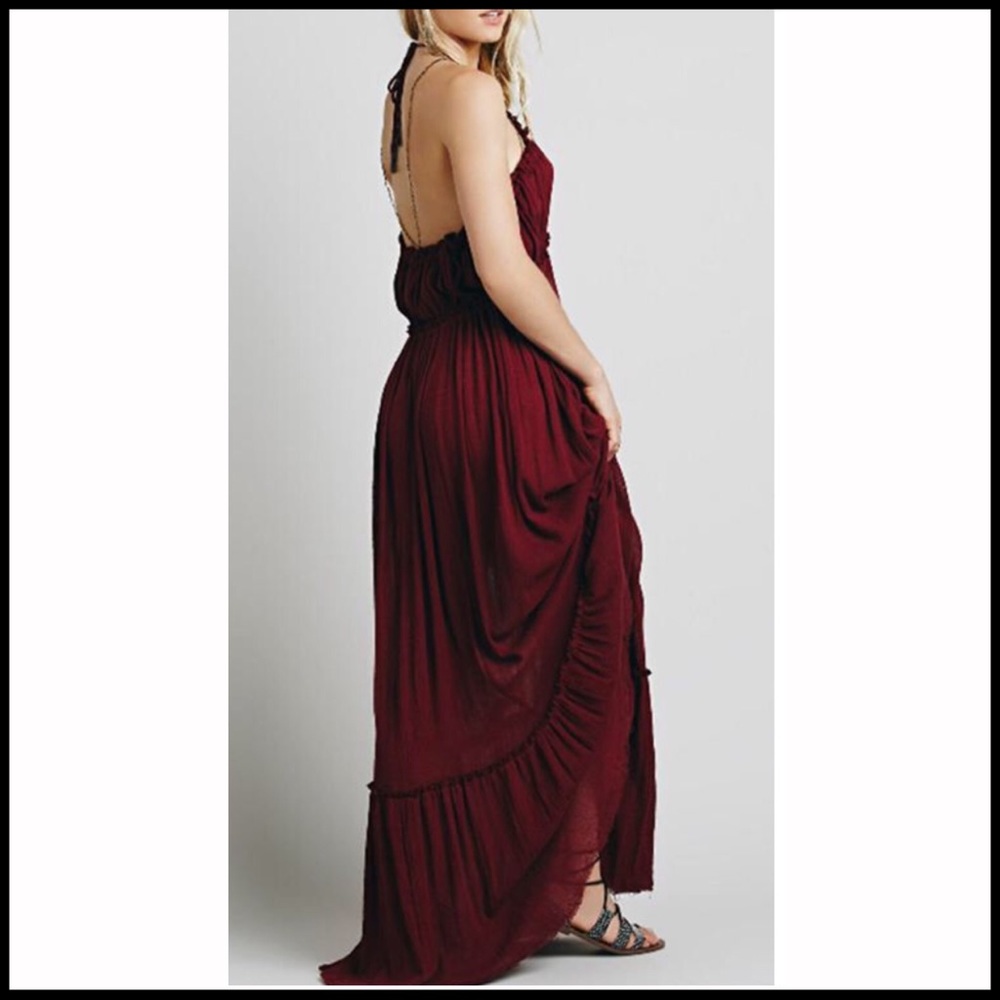 Breezy Summertime Maxi in Red - Picture 2 of 2