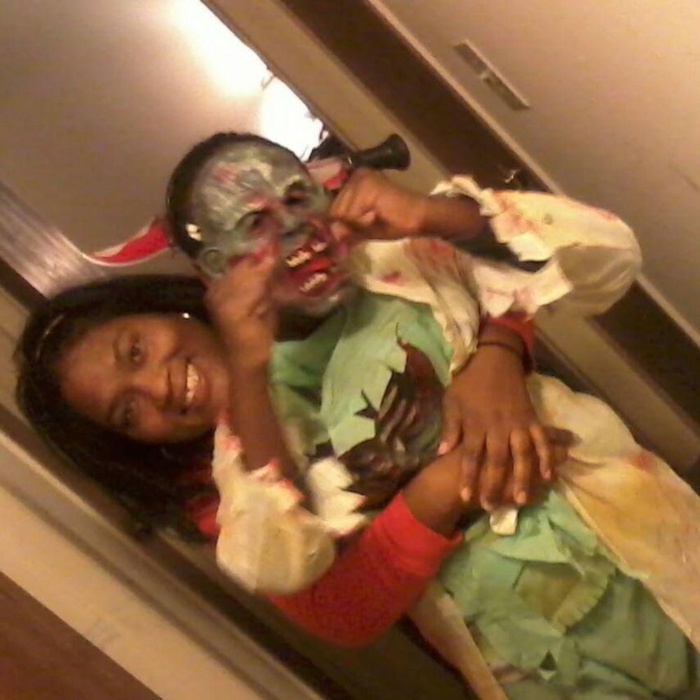 Meet your Posher, Deshion