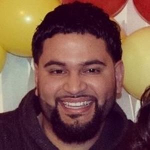 Meet your Posher, Emmanuel