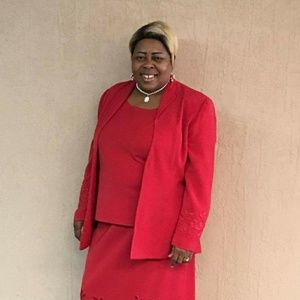 Meet your Posher, Delores