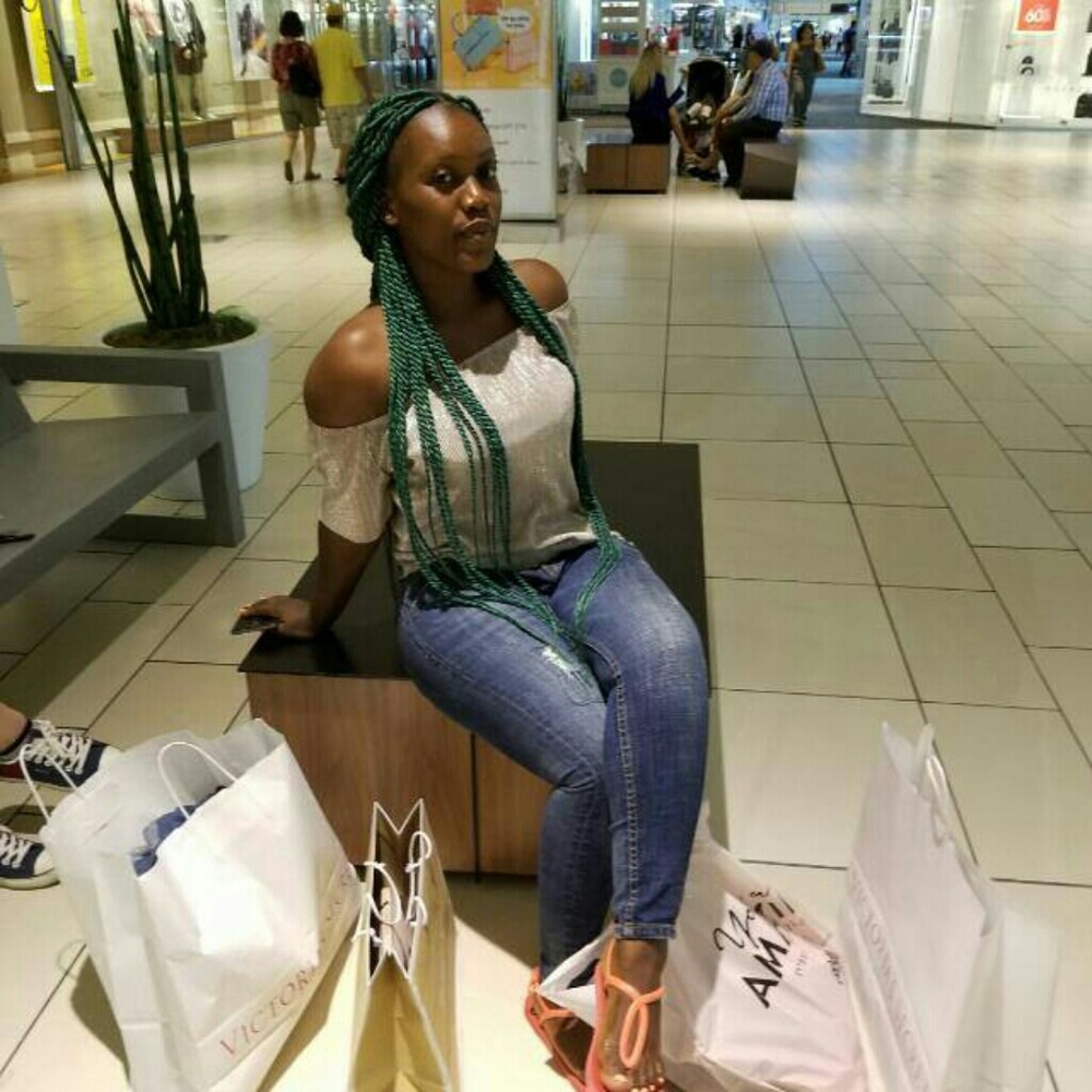 Meet your Posher, Sonnie