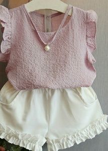 Chiffon sleeveless outfit