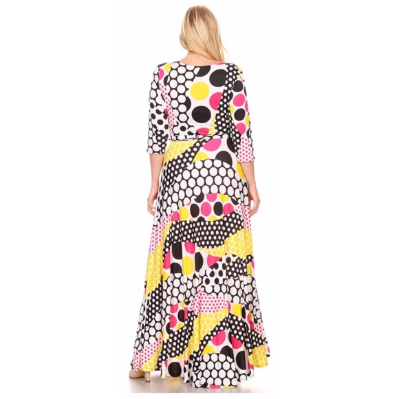 Plus Size Maxi Dress - Picture 3 of 3