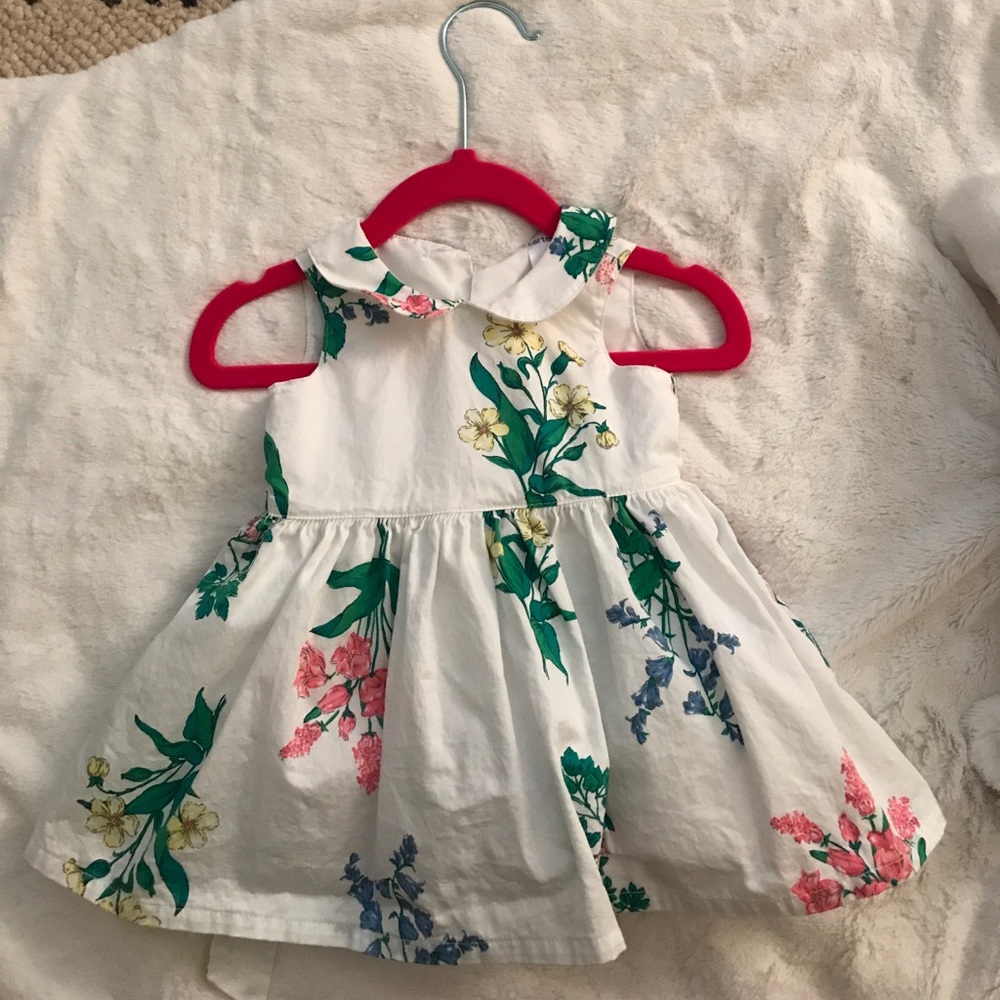 HP 7/13 Never Worn Carter's Baby Dress